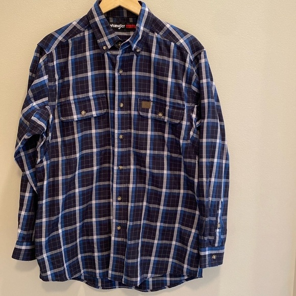 Wrangler® RIGGS Workwear® Long Sleeve Navy Blue Plaid Work Shirt Size LARGE - Picture 1 of 12